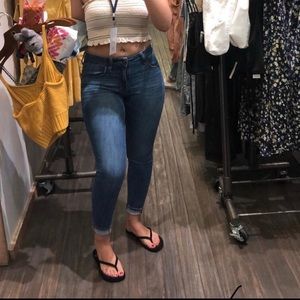 High Rise Jegging Crop